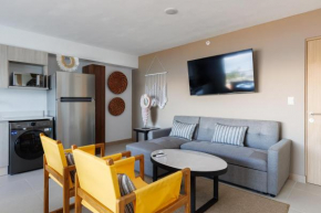 Casago 1208 Brand New Rental Brilliant Ocean Views Across the Street From the Beach